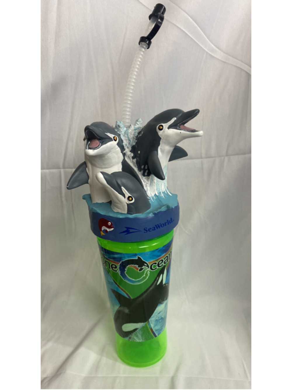 SeaWorld Adventure Park 3 Dolphins Souvenir With Straw
